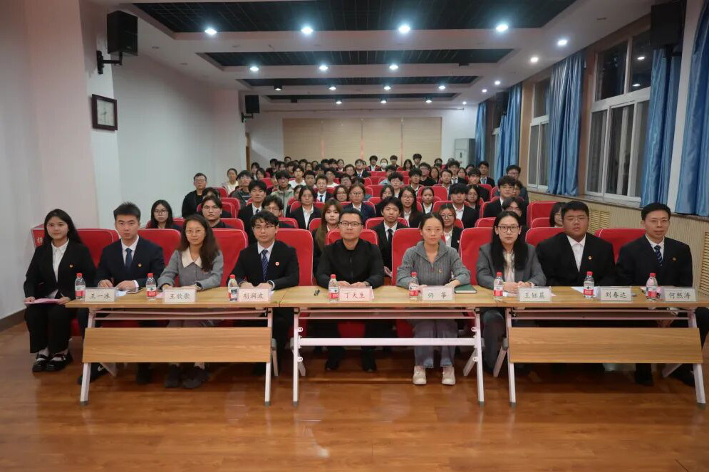 0c4feb710acf4d11bbda647d3e2a6abb.jpg