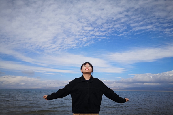 07f57f4aeac3433489a4948e70bf2f04.jpg 张琦悦照片.jpg