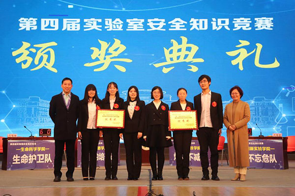 bca482d593bd4eac90d6e19261a0a9bc.jpg 图片1.jpg