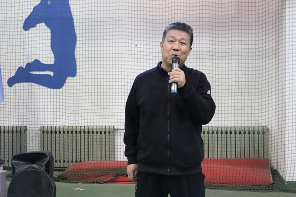 15b26f62ce844cba8b703a67286df1c2.jpg 4动物医学院党委书记吴继东宣布比赛开始.jpg