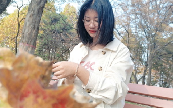 b1f9ce0040c94dcfbe4d9c2f6676fdc8.jpg 昝子叶1.jpg