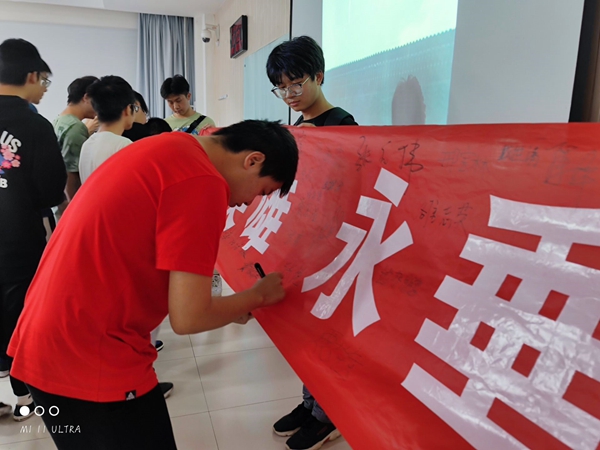 a9a90b360e6642fbbed0e3a64f617b85.jpg 1111.jpg