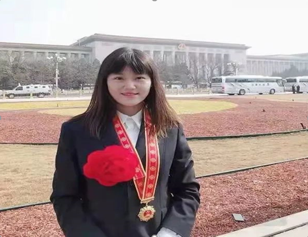 b9b8a336d69f4243b033bc0c68169636.png 1.png