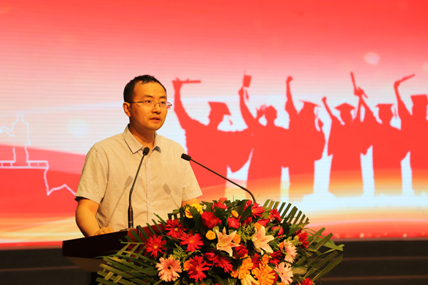 b42c58cfa564491581e1c90802632058.jpg 姜雨讲话.jpg