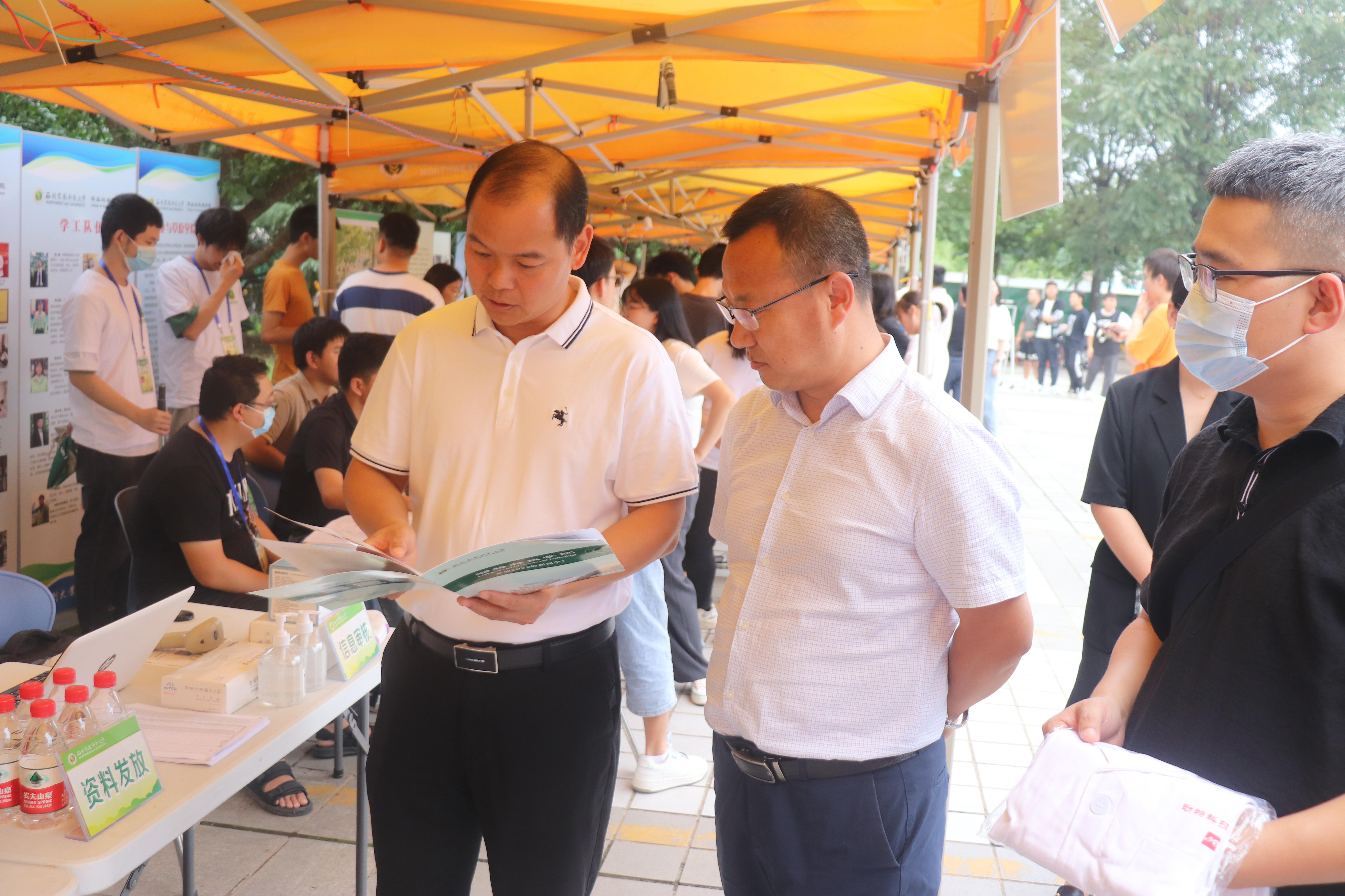 00d74336d2e44dfc8e52bbef7bec8dcd.jpg 00d74336d2e44dfc8e52bbef7bec8dcd.jpg