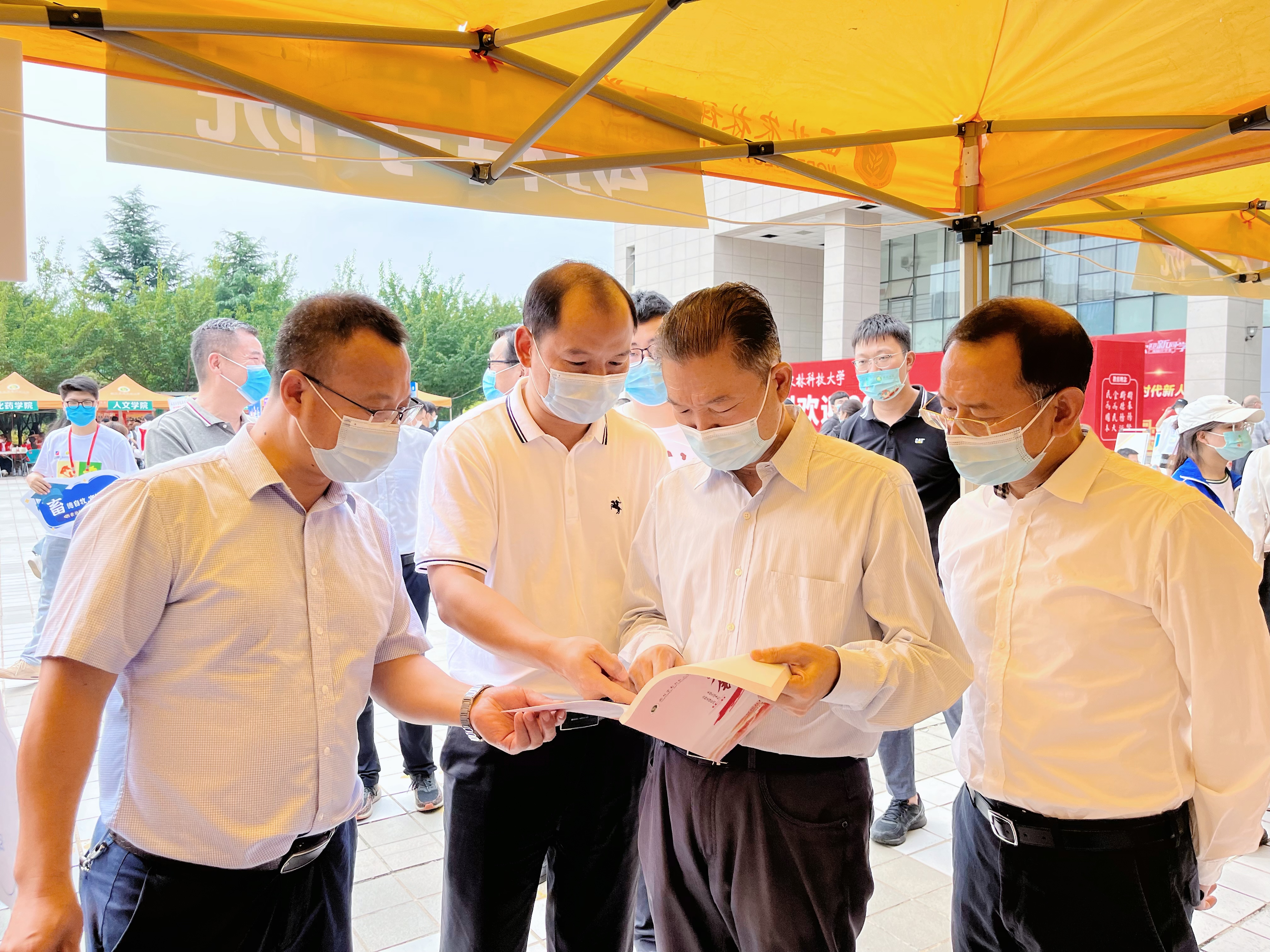 47eef77250dd44b38d97a367f04da7b1.jpg 47eef77250dd44b38d97a367f04da7b1.jpg