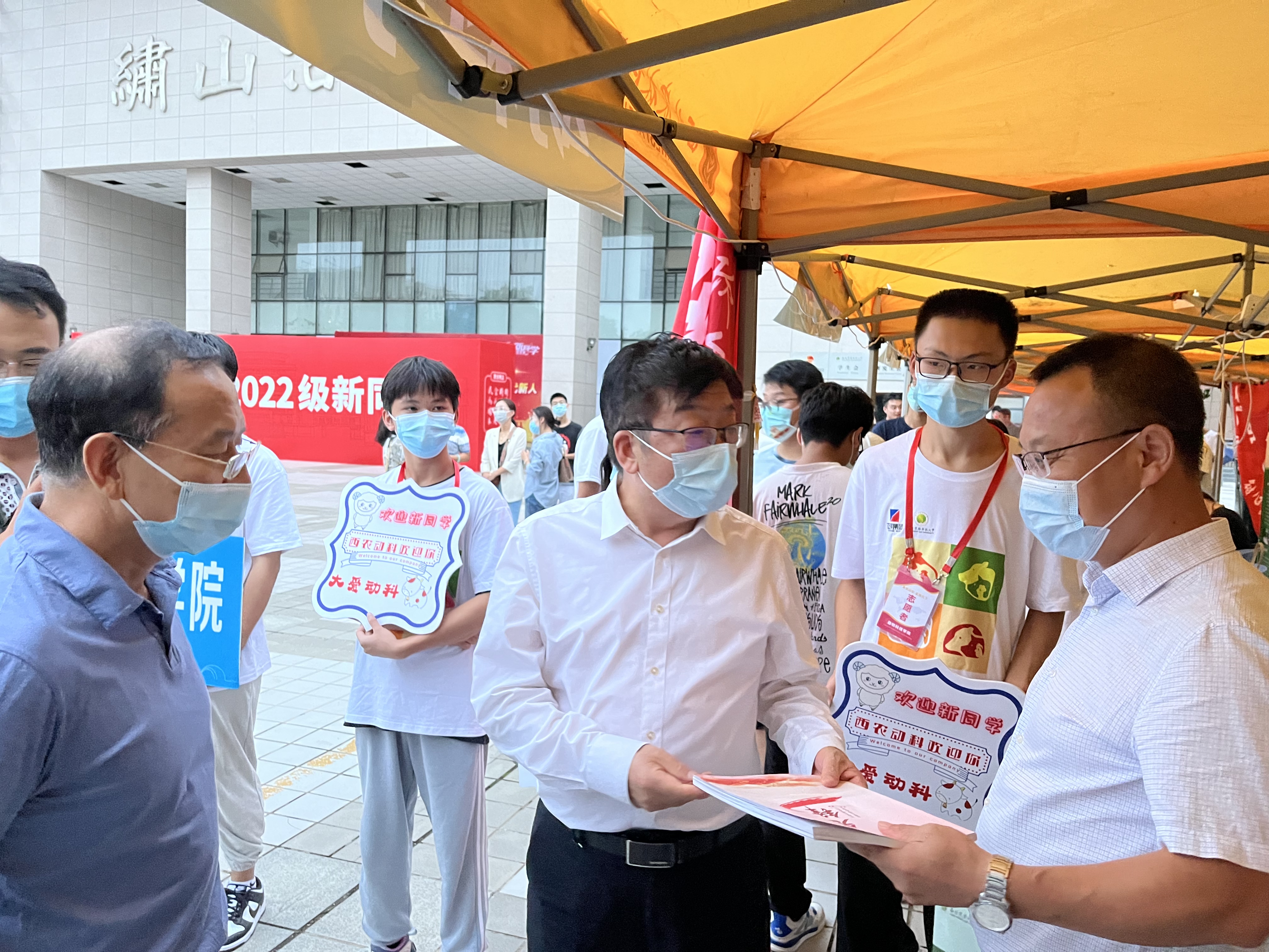 61eb49e2dd604436bbd89ecad779e34e.jpg 61eb49e2dd604436bbd89ecad779e34e.jpg