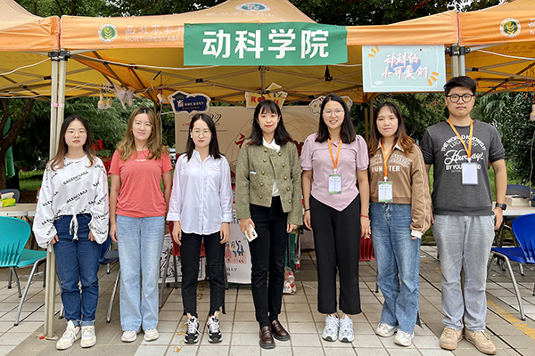 ae372f10672b444daa8375113d33a1cc.jpg b029b70b7bf21d9b0ae4c06aa9a2862.jpg