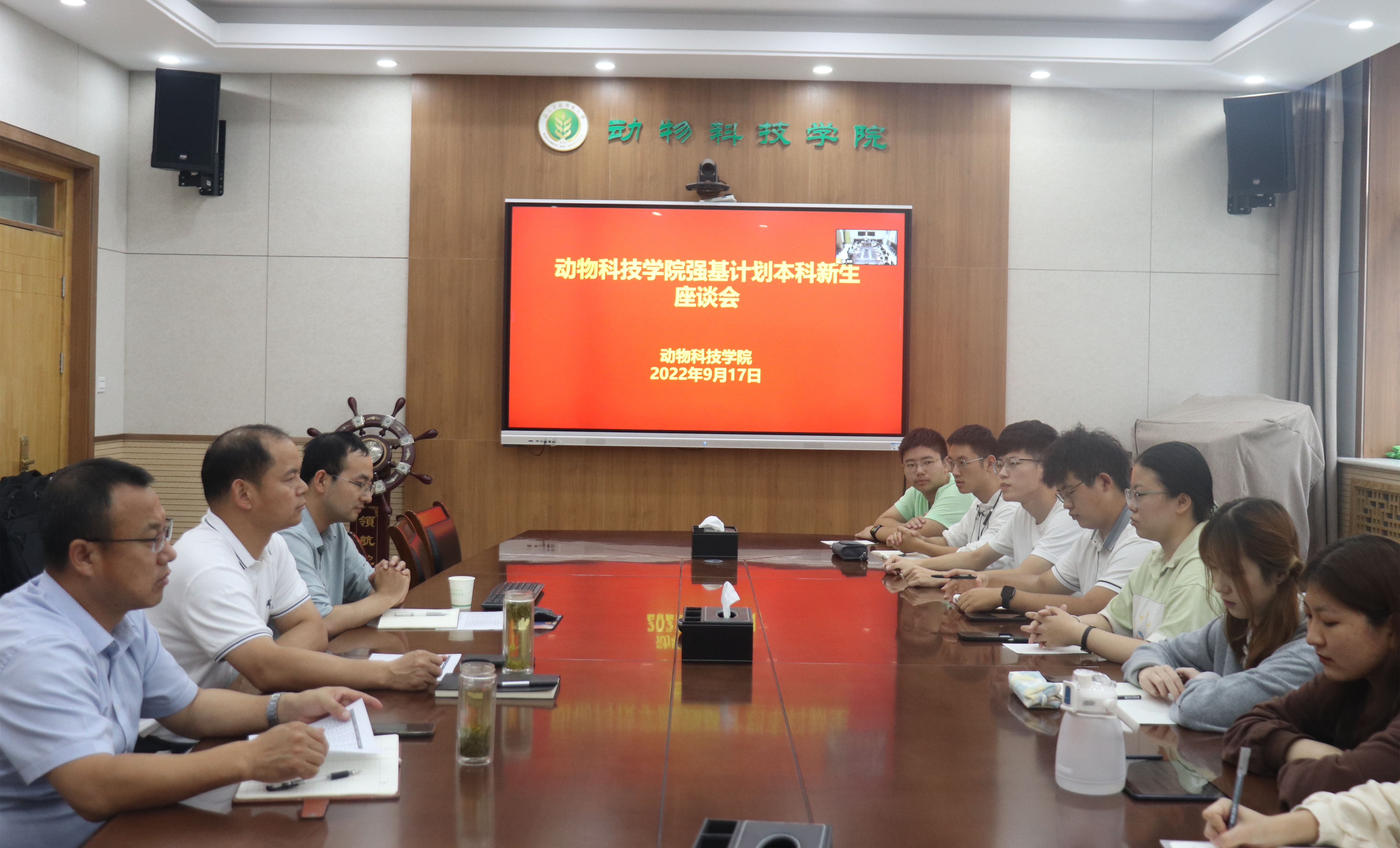 ec5e1afa6d3b4914bdbea39b1a8169c2.jpg ec5e1afa6d3b4914bdbea39b1a8169c2.jpg