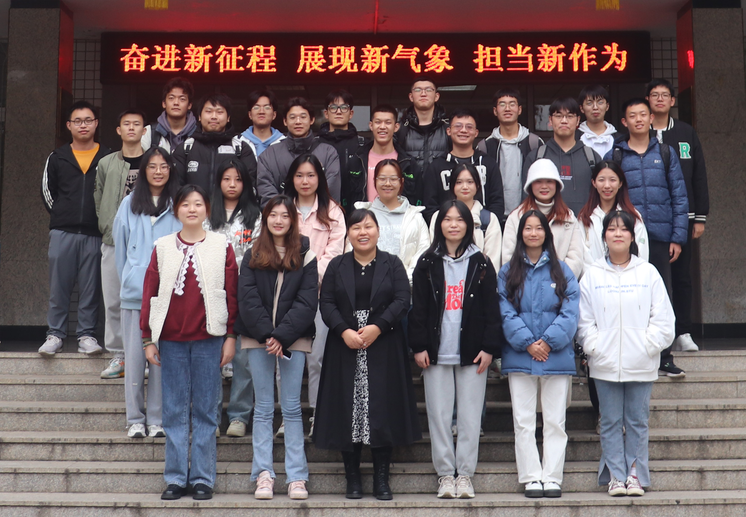 8f4a8b1efa30442d97ce4cd2d2fedaf0.jpg 8f4a8b1efa30442d97ce4cd2d2fedaf0.jpg